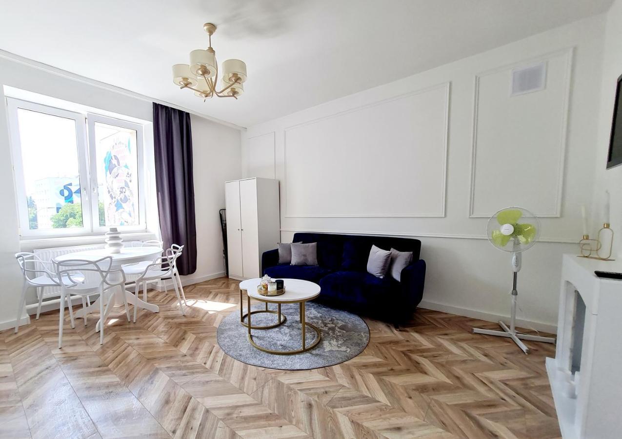 Sun And Holidays Apartament Abrahama Gdynia Eksteriør billede